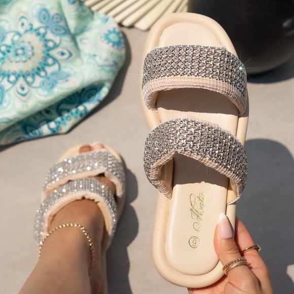 Esmeralda sandals - Picture 2 of 2